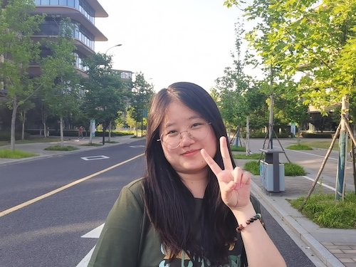 公管学院本科生王嘉琳